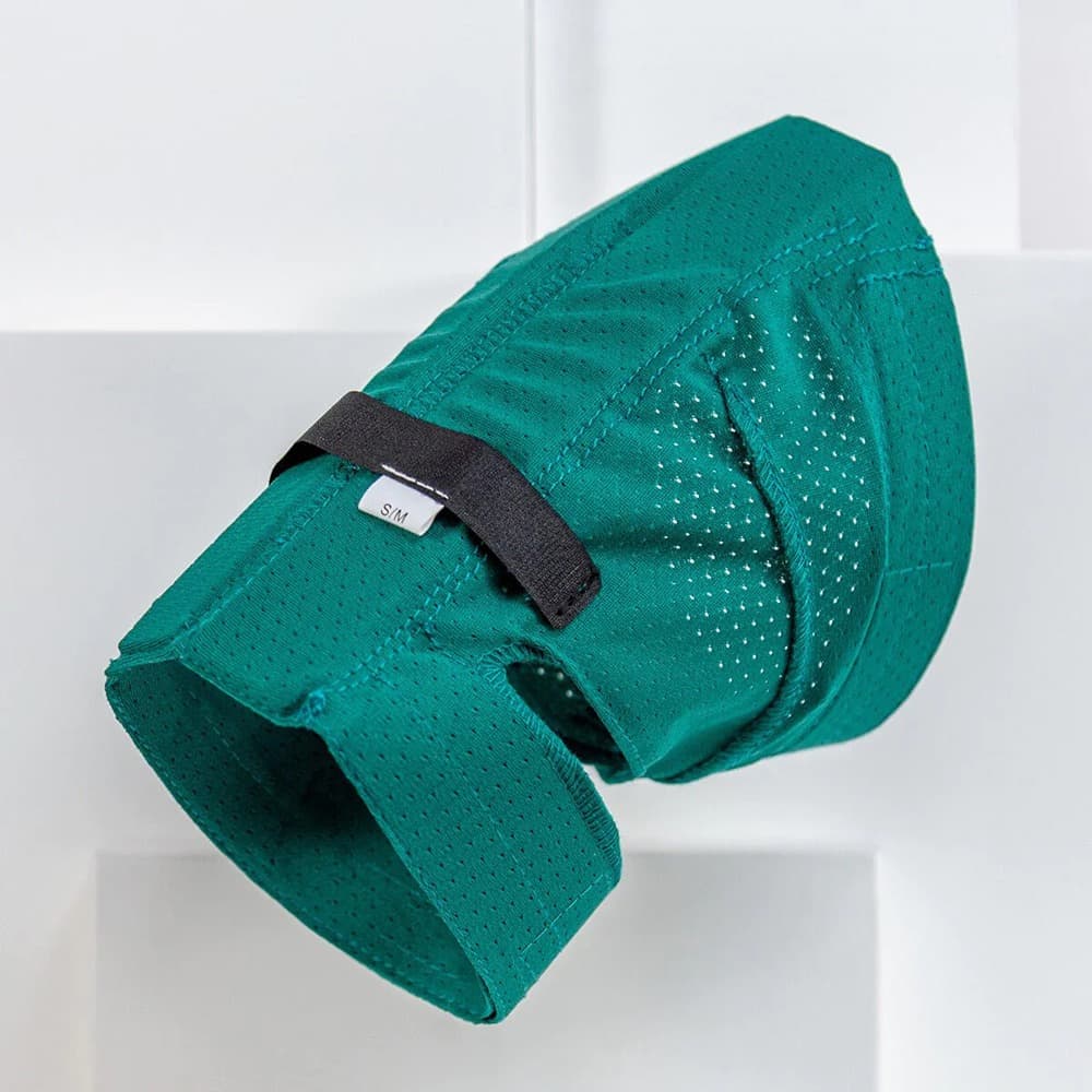 https://admins.bertasnams.lv/storage/media/18199/856328007296_1_KVP-ausu-aizsargapsējs-suņiem-Green-Pinpoint-Mesh-X-Large.jpg